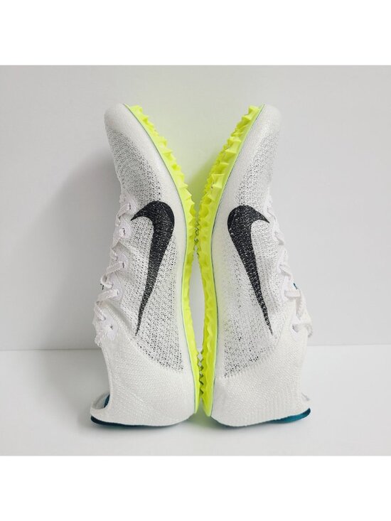 Athletic_Shoes